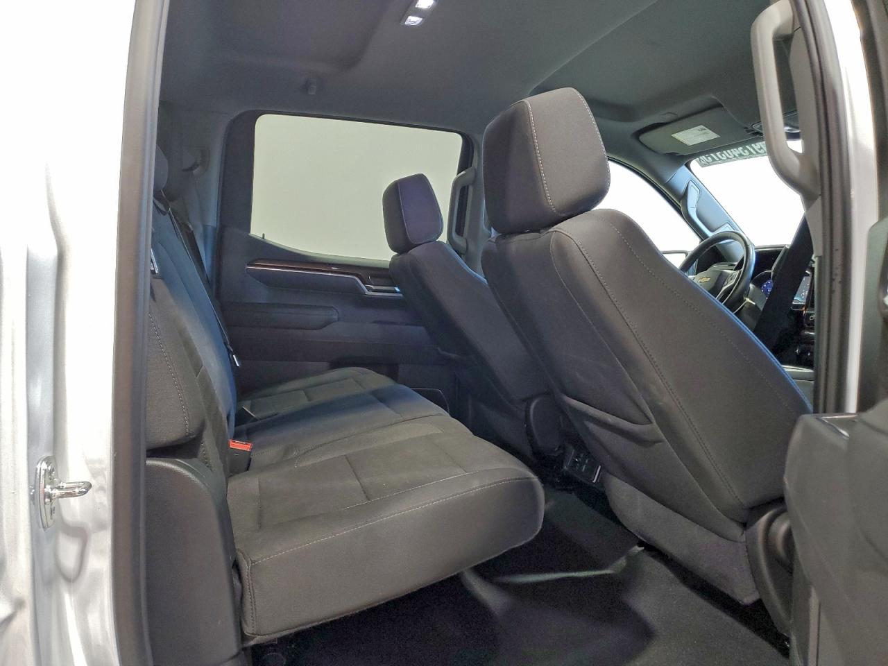 2025 CHEVROLET SILVERADO C1500 LT photo 11