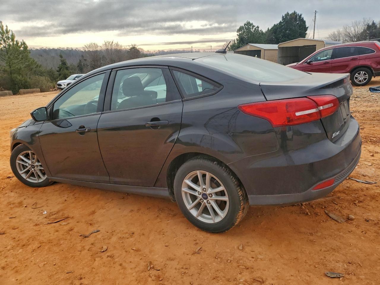 2018 FORD FOCUS SE photo 3