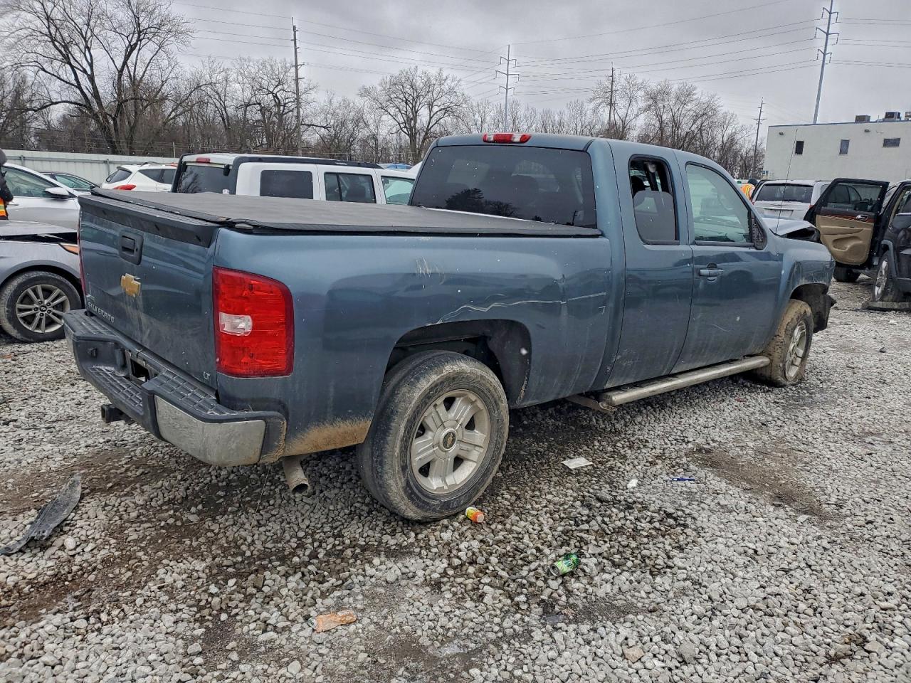 2010 CHEVROLET SILVERADO K1500 LT photo 5