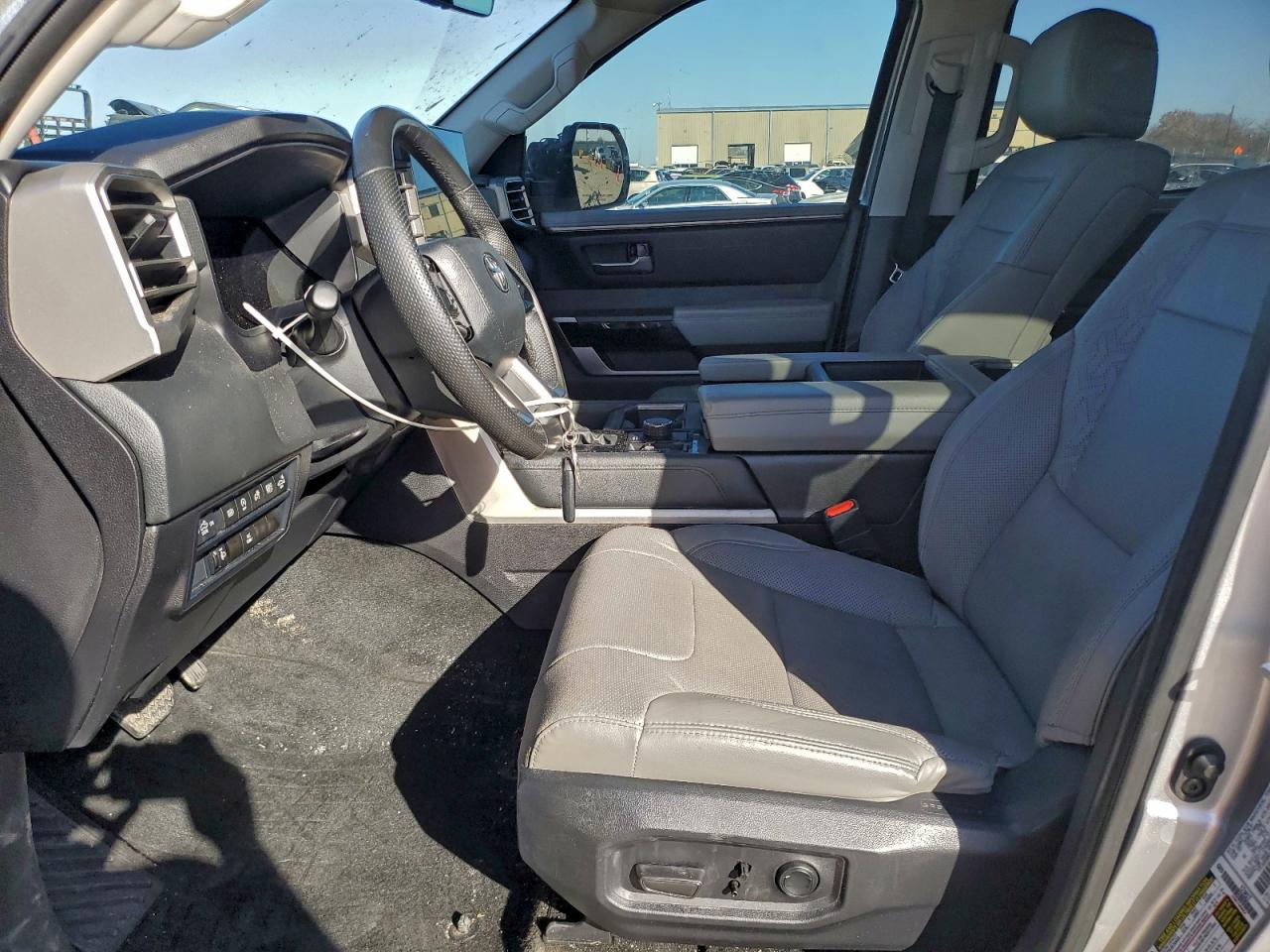 2024 TOYOTA TUNDRA CREWMAX LIMITED photo 13