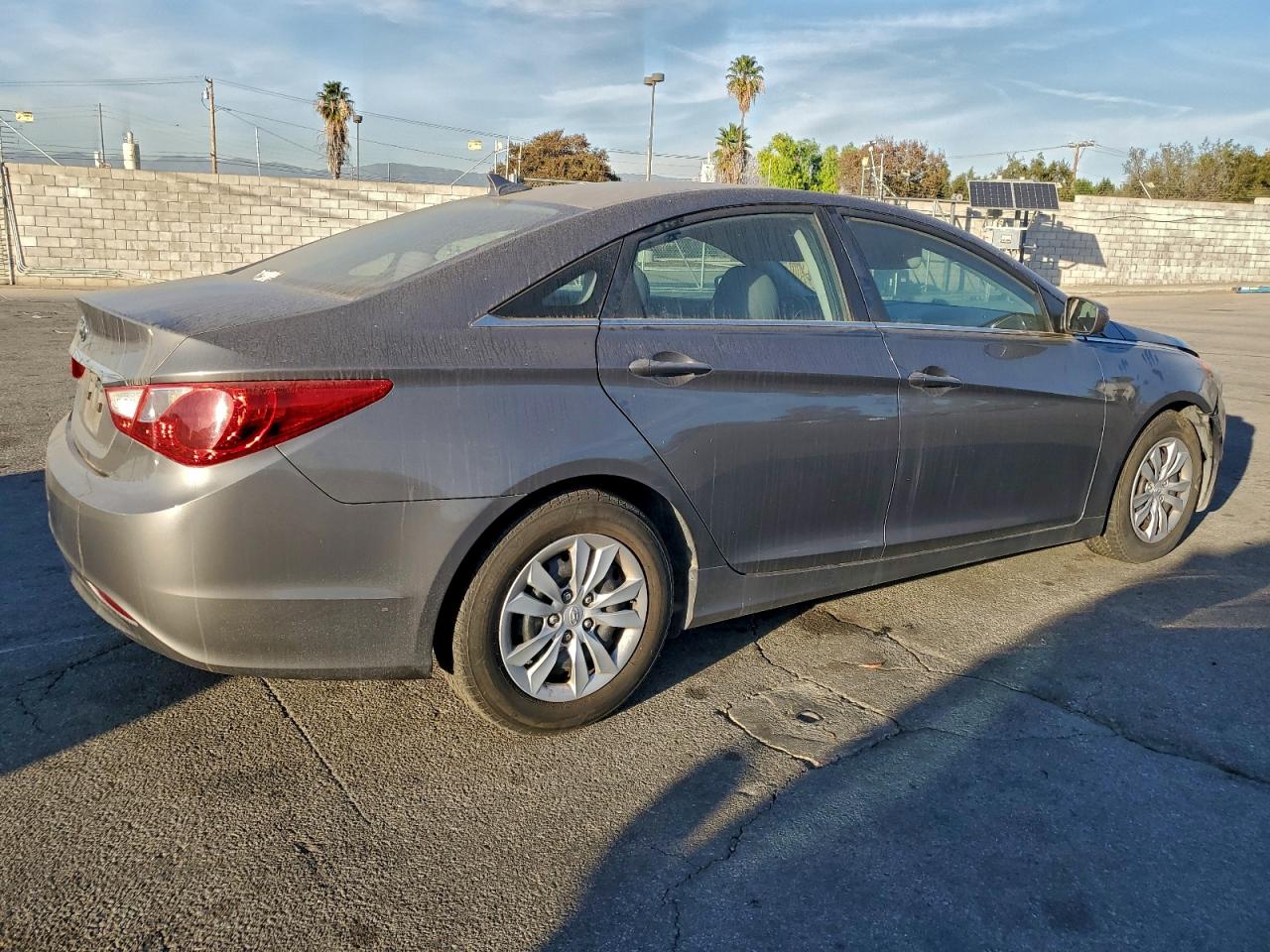 2011 HYUNDAI SONATA GLS photo 5