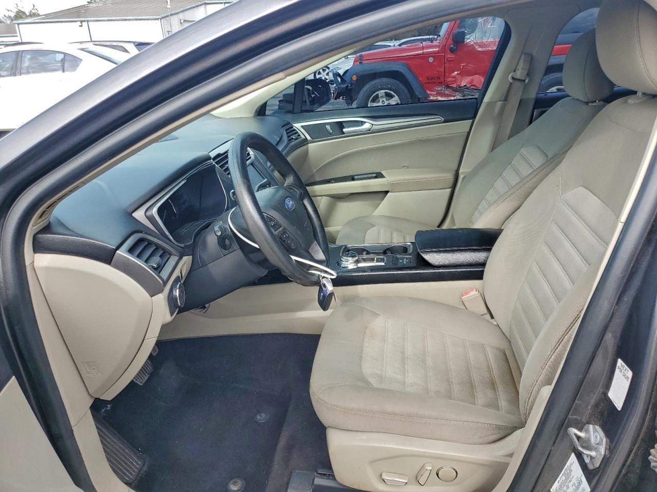2019 FORD FUSION SE photo 19