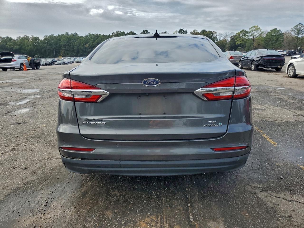 2019 FORD FUSION SE photo 16