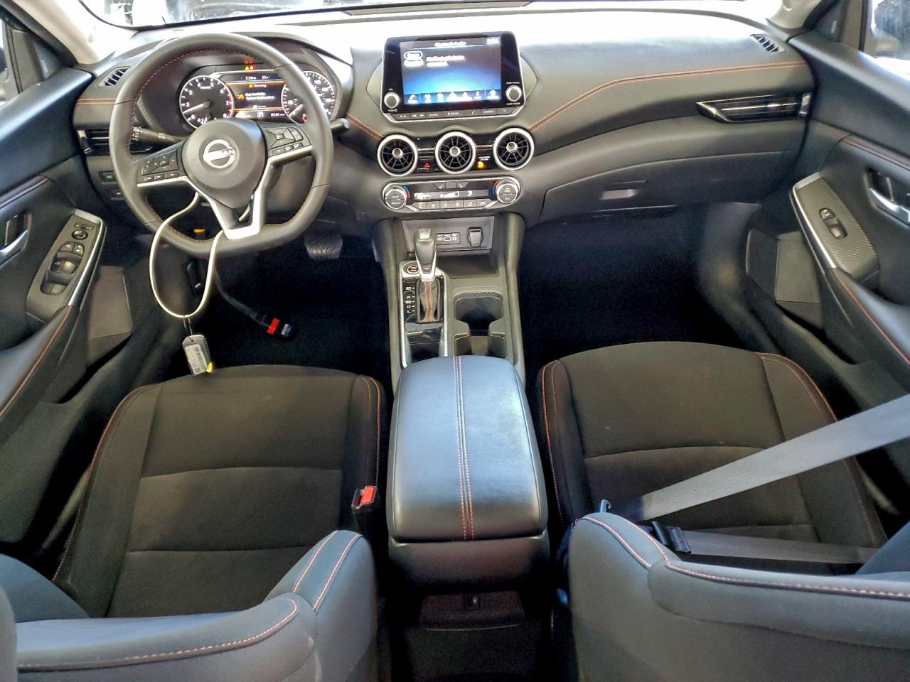 2025 NISSAN SENTRA SR photo 8
