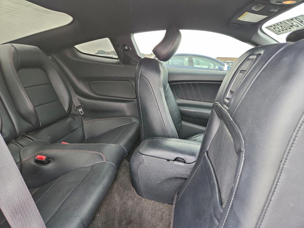 2015 FORD MUSTANG GT photo 19