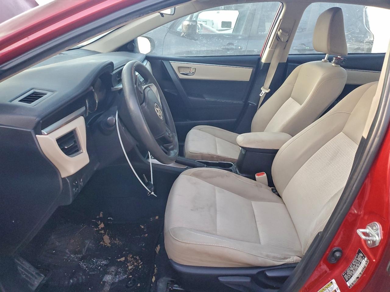 2015 TOYOTA COROLLA L photo 19