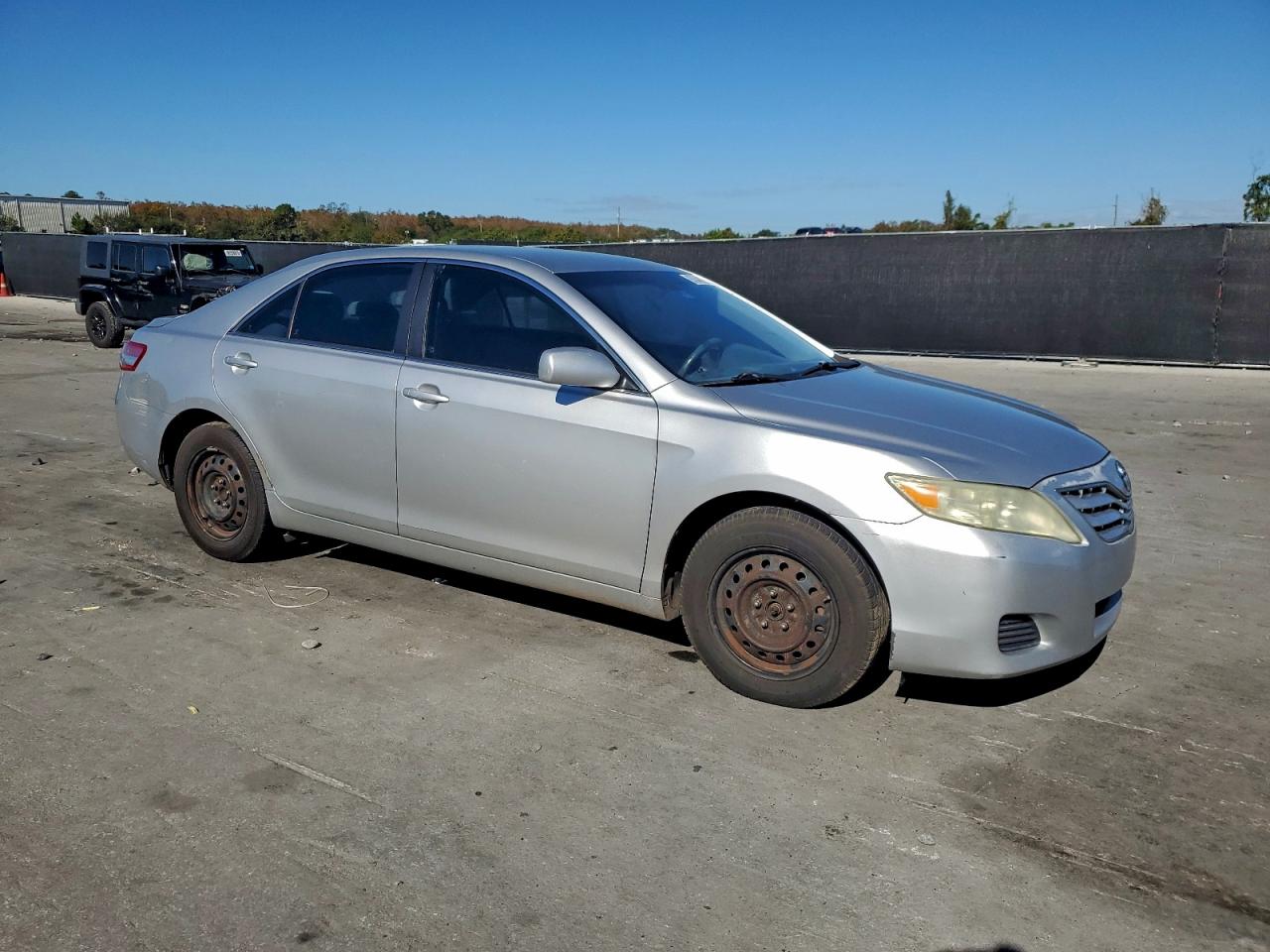 2010 TOYOTA CAMRY BASE photo 7