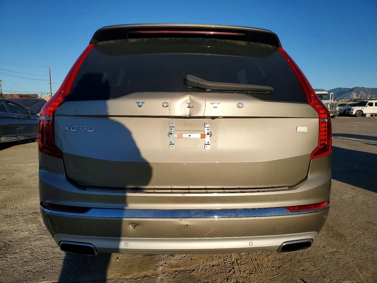 2021 VOLVO XC90 T8 RECHARGE INSCRIPTION photo 11