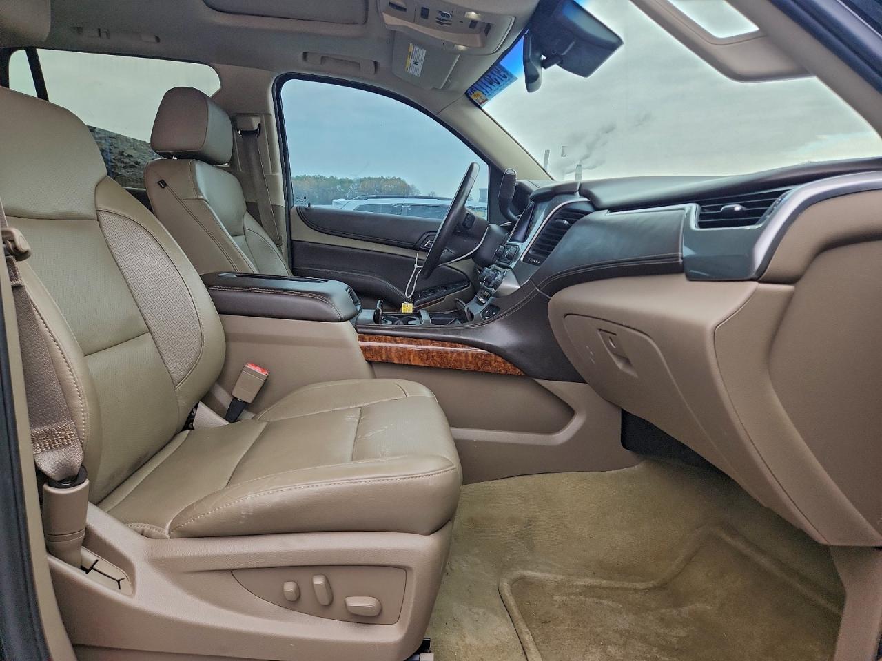2016 CHEVROLET TAHOE C1500 LTZ photo 13