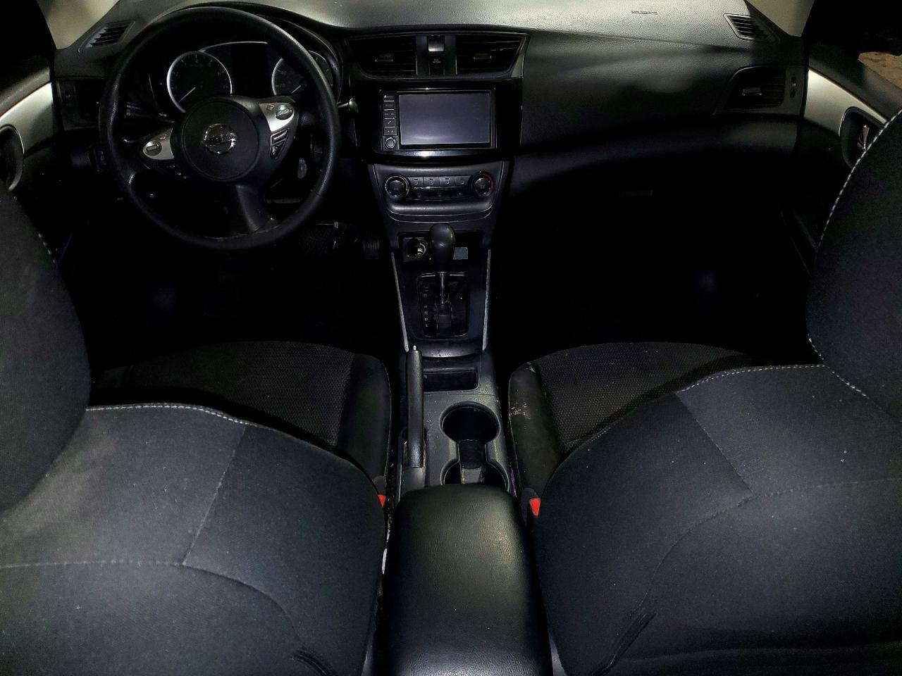 2019 NISSAN SENTRA S photo 8