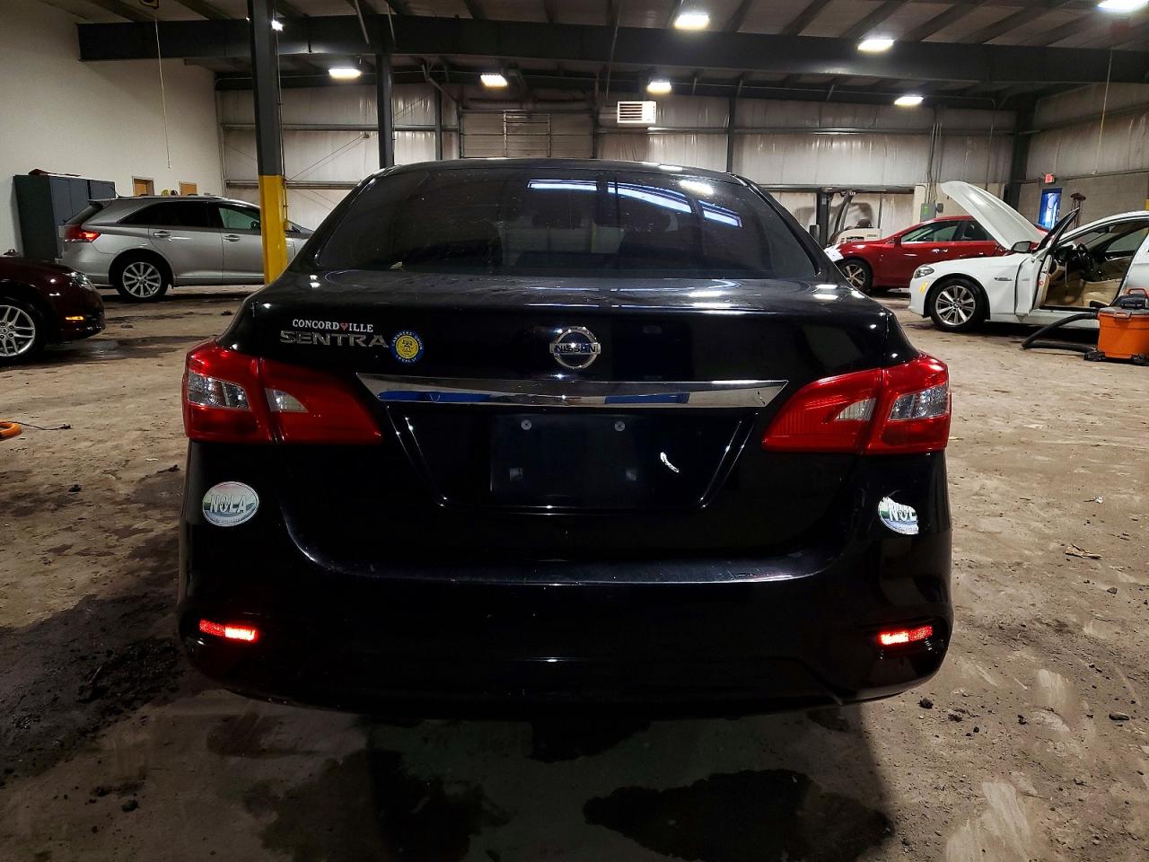 2019 NISSAN SENTRA S photo 6