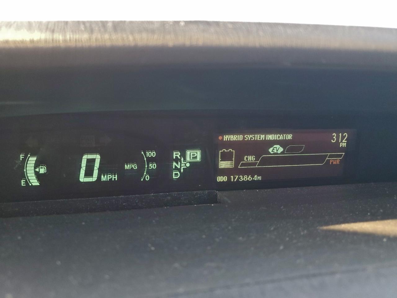 2015 TOYOTA PRIUS photo 9
