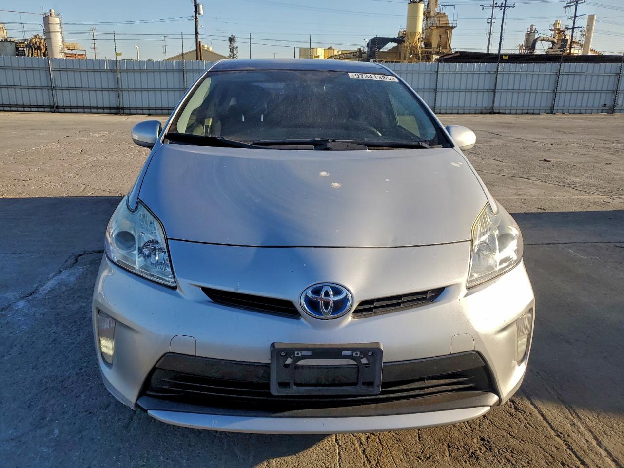 2015 TOYOTA PRIUS photo 5