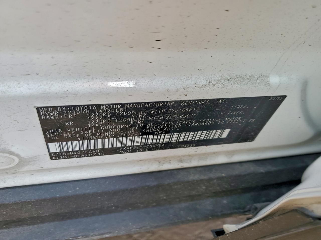 2025 TOYOTA RAV4 XLE photo 25