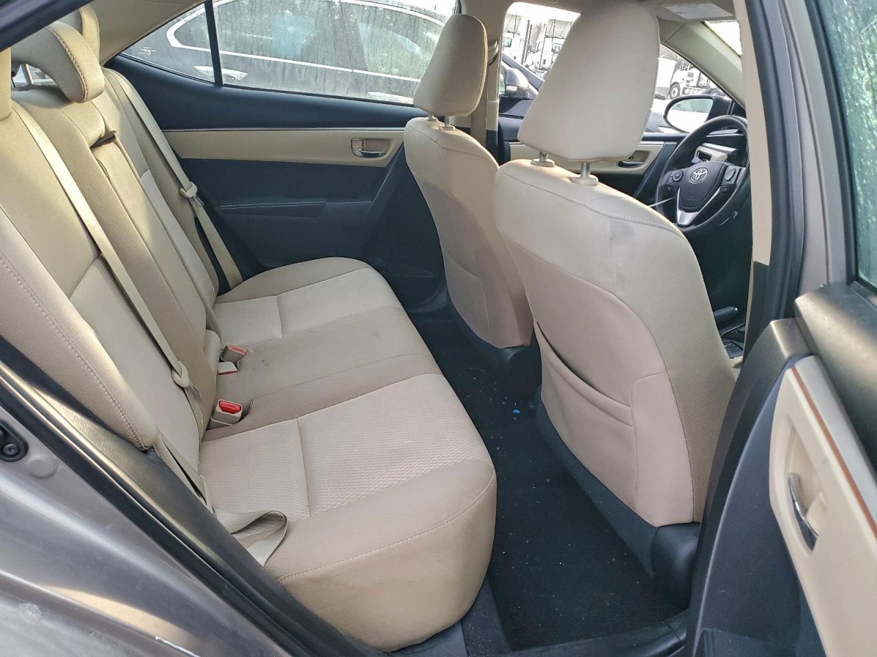 2015 TOYOTA COROLLA L photo 19