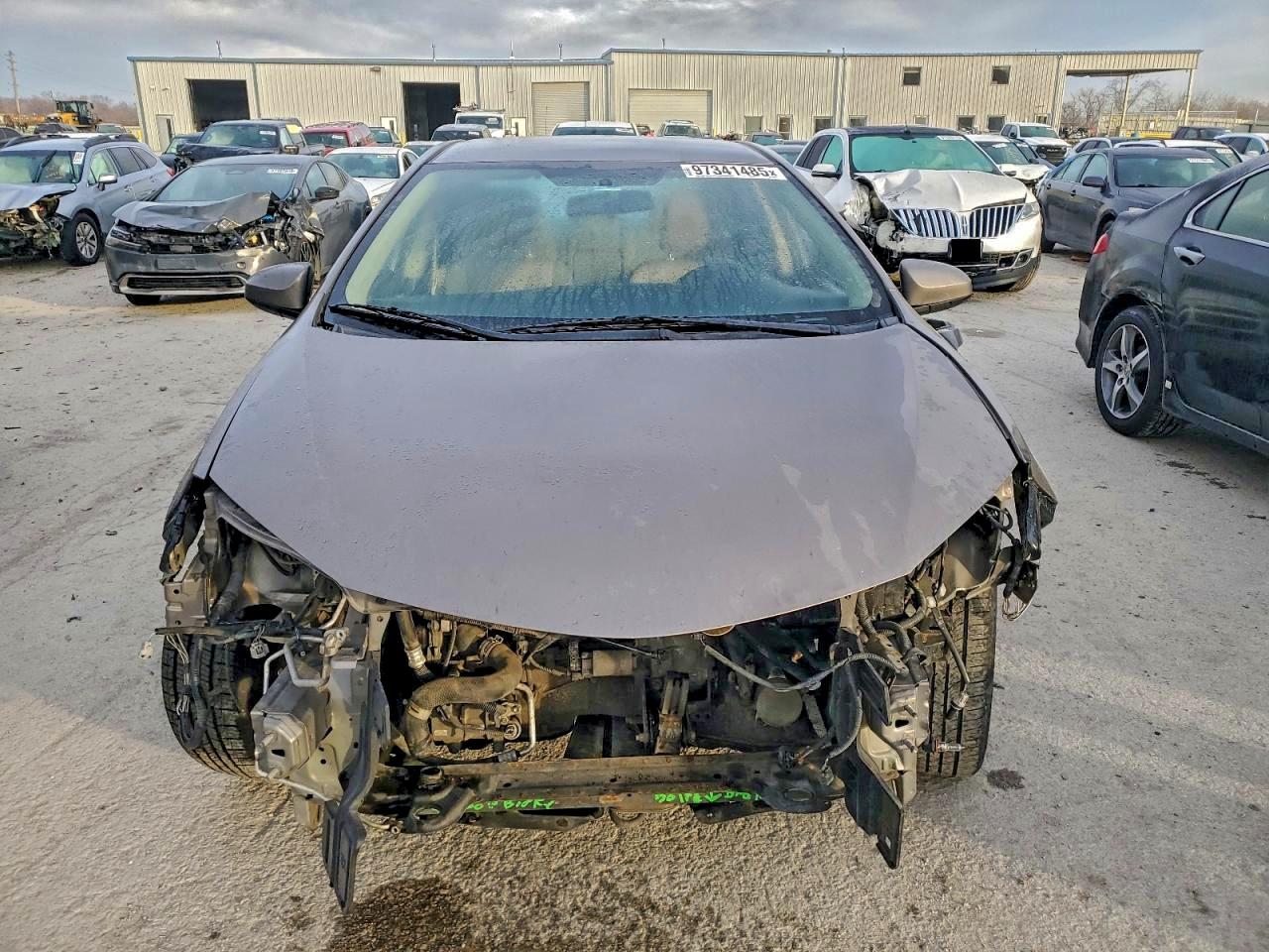 2015 TOYOTA COROLLA L photo 9