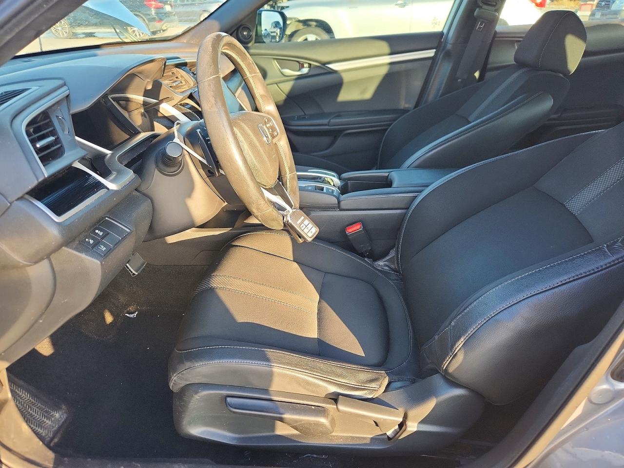 2020 HONDA CIVIC SPORT photo 19
