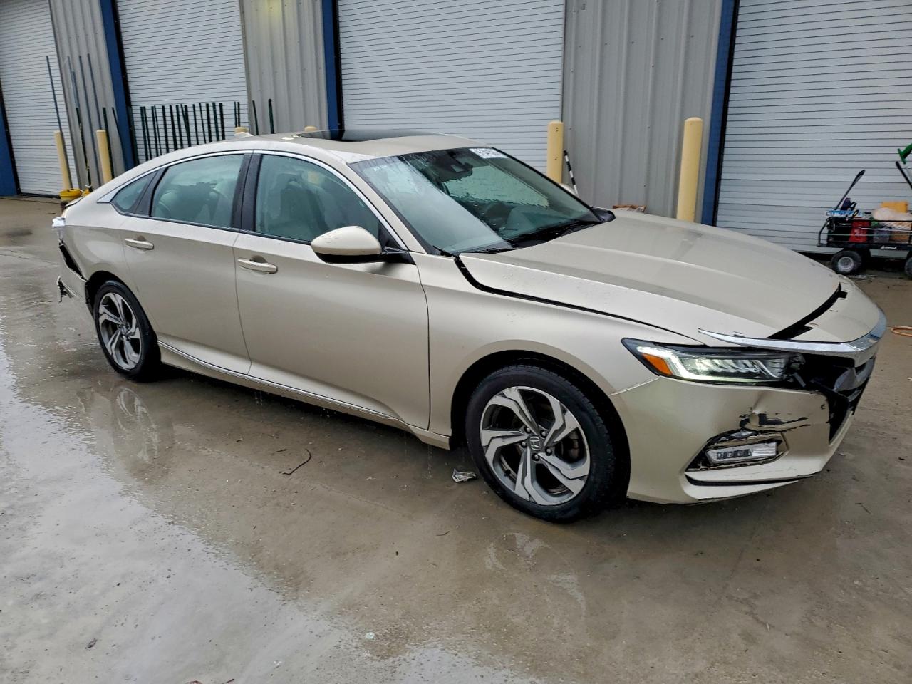 2018 HONDA ACCORD EX photo 10