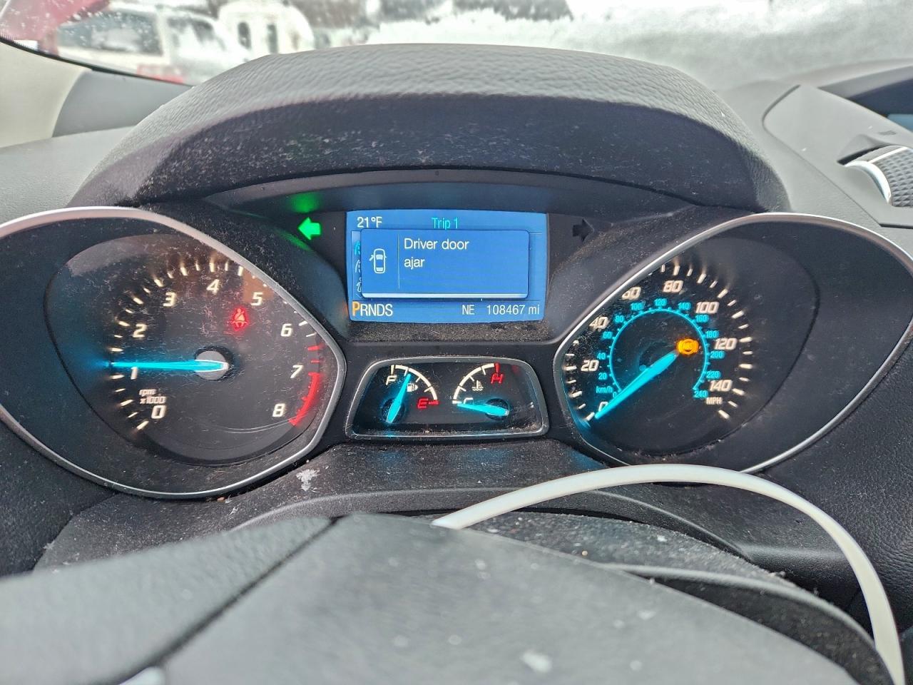 2015 FORD ESCAPE SE photo 17