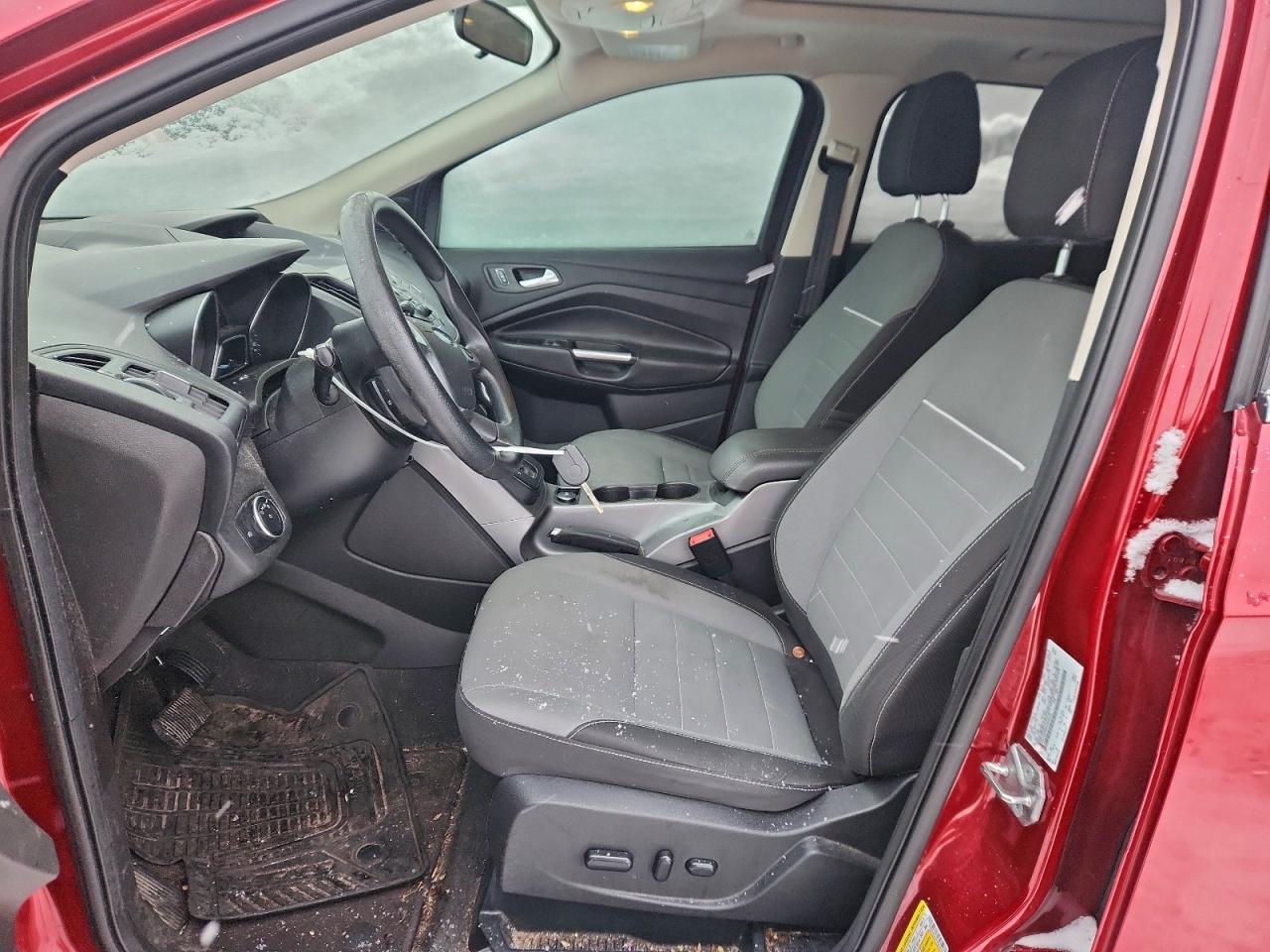 2015 FORD ESCAPE SE photo 13