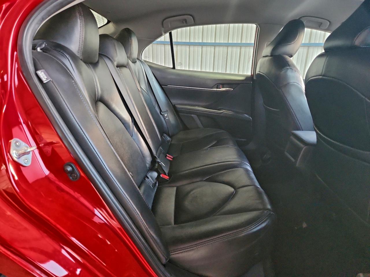 2023 TOYOTA CAMRY LE photo 31