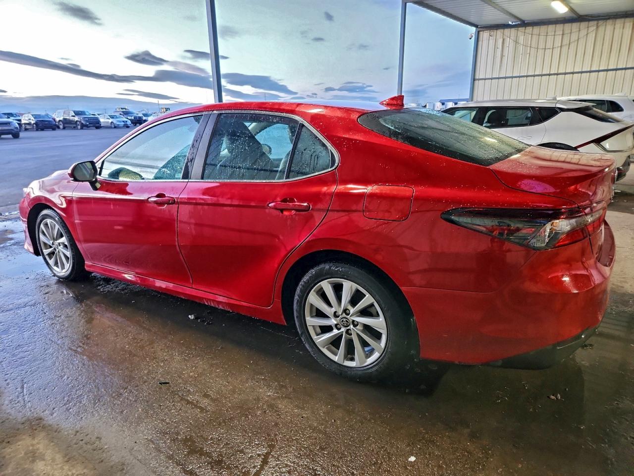 2023 TOYOTA CAMRY LE photo 4