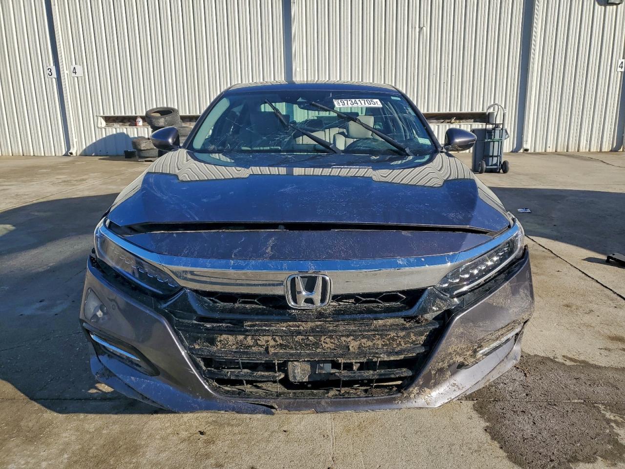 2020 HONDA ACCORD TOURING HYBRID photo 13