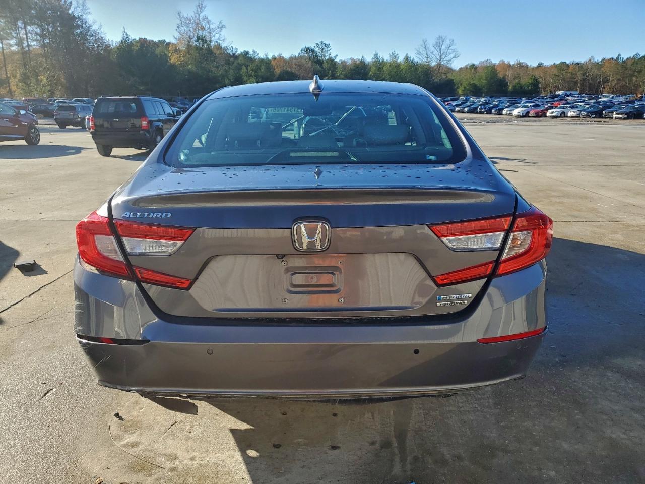 2020 HONDA ACCORD TOURING HYBRID photo 16