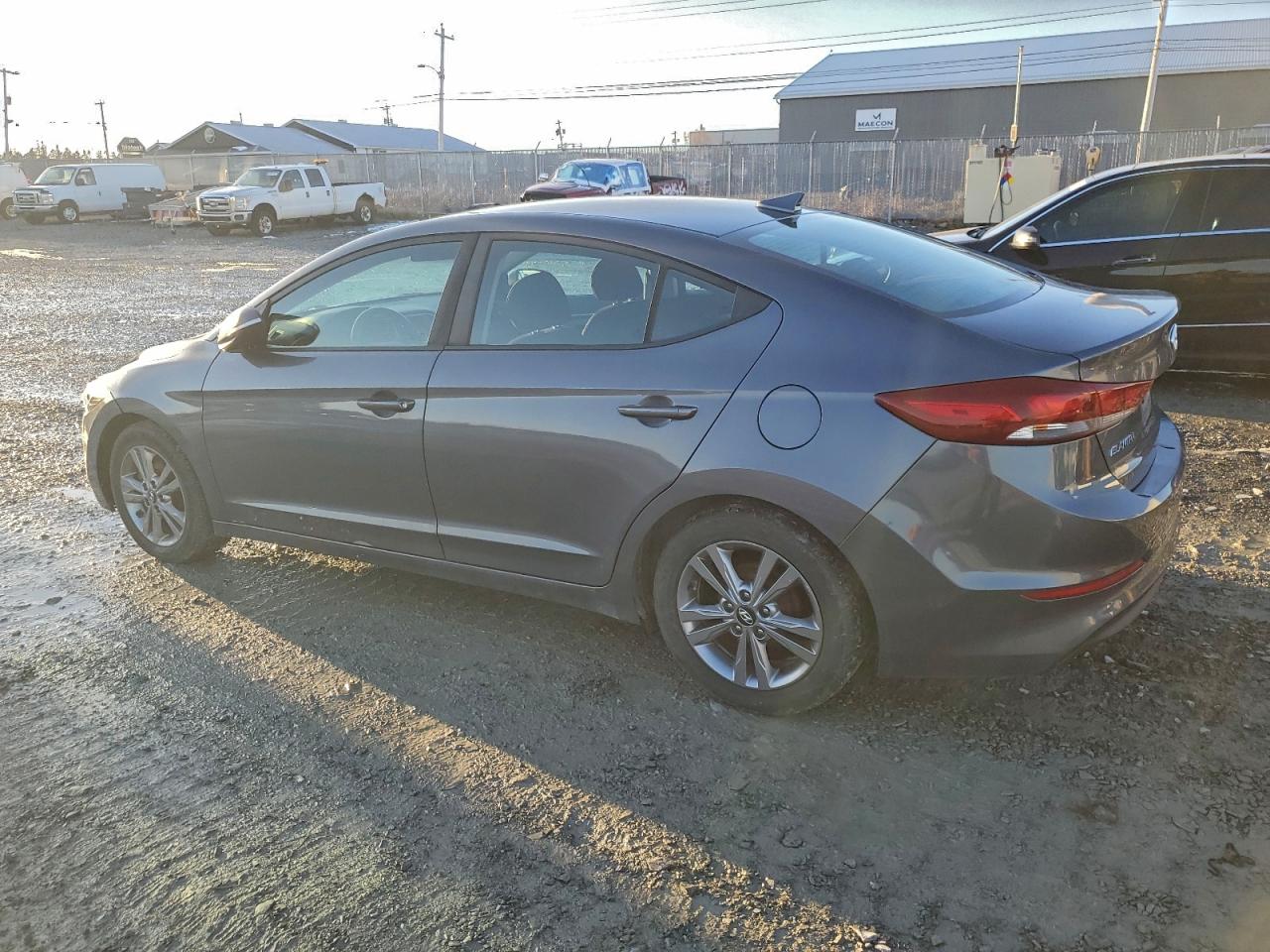 2017 HYUNDAI ELANTRA SE photo 2