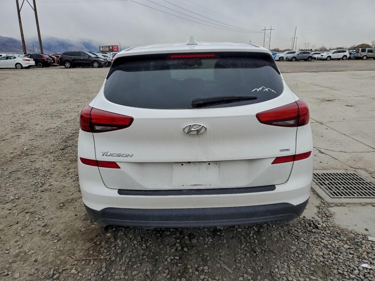 2020 HYUNDAI TUCSON SE photo 11