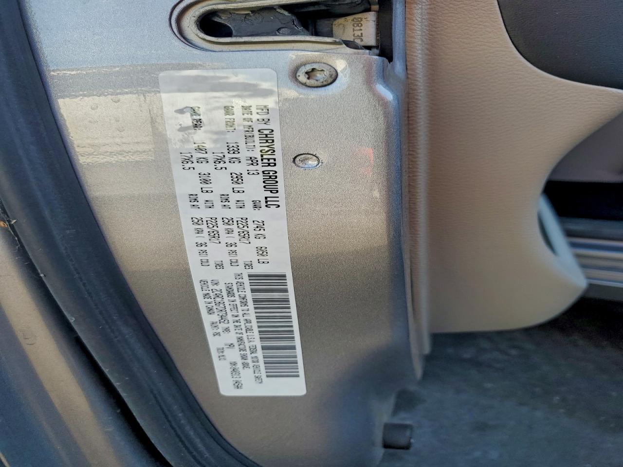 2013 CHRYSLER TOWN & COUNTRY TOURING photo 25