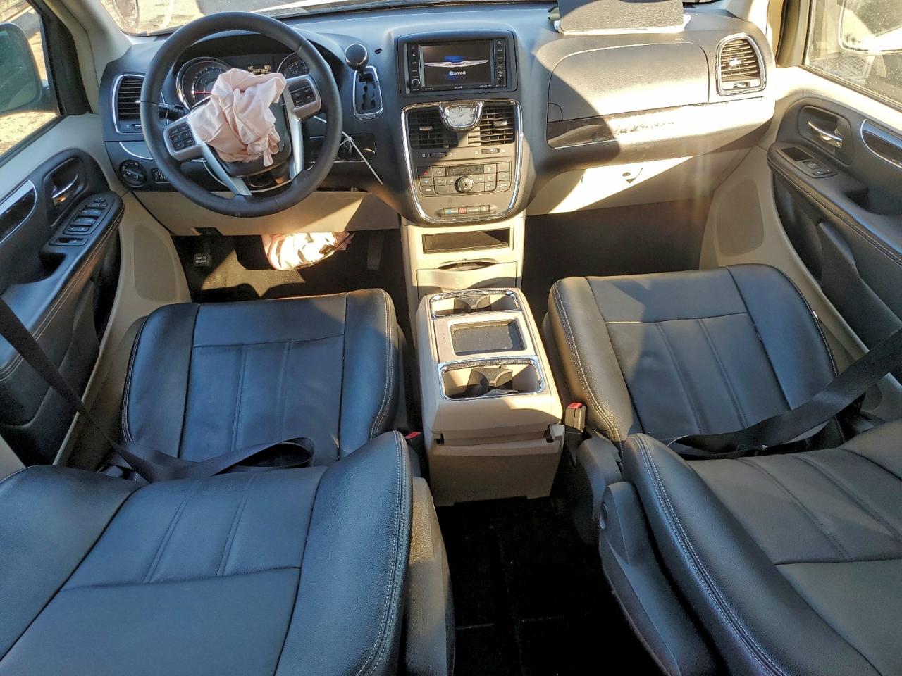2013 CHRYSLER TOWN & COUNTRY TOURING photo 15