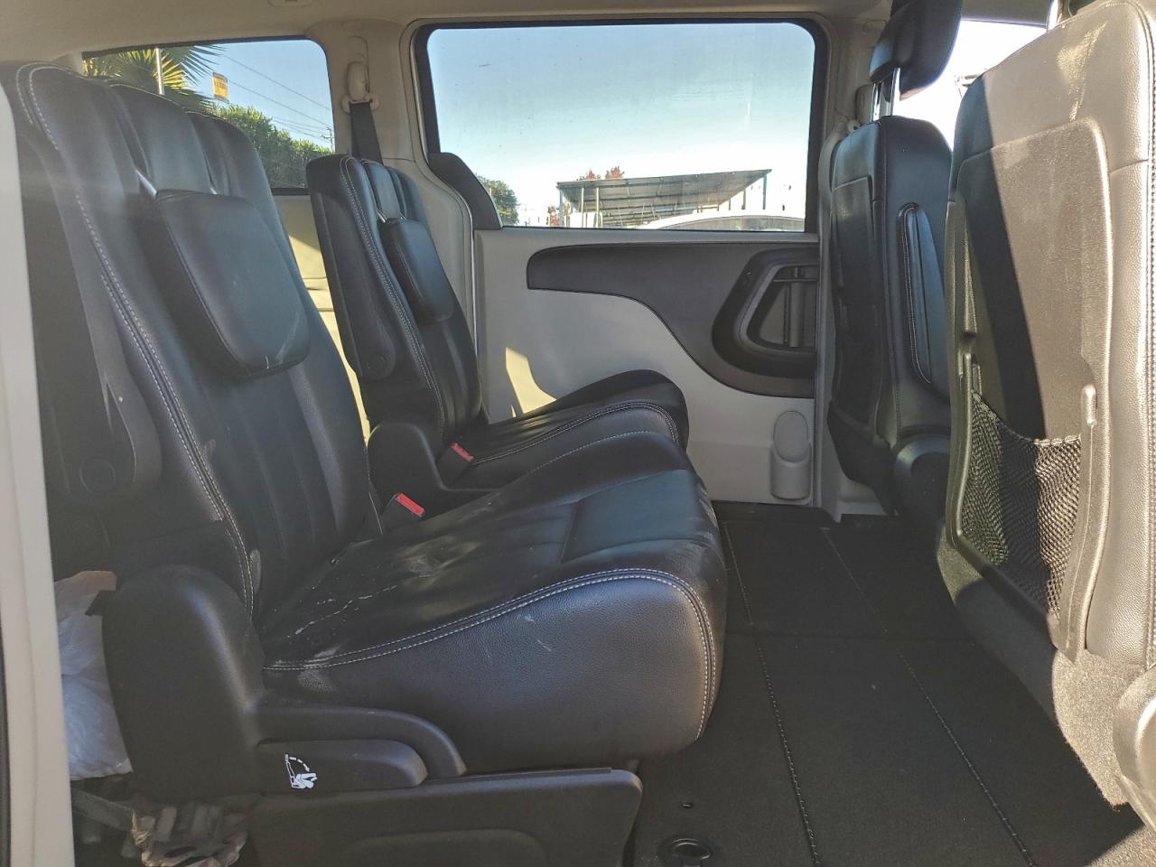 2013 CHRYSLER TOWN & COUNTRY TOURING photo 21