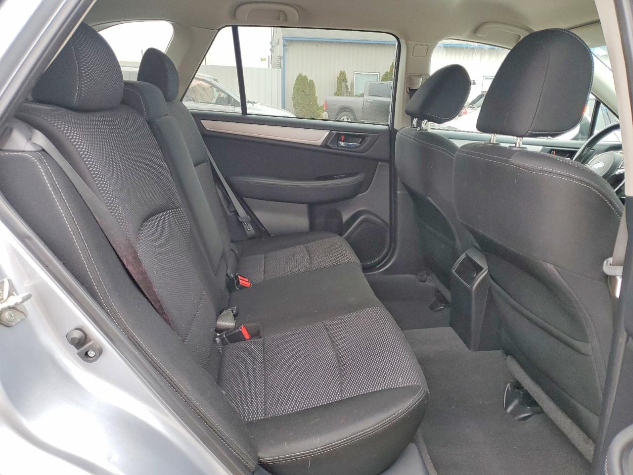 2015 SUBARU OUTBACK 2.5I PREMIUM photo 31
