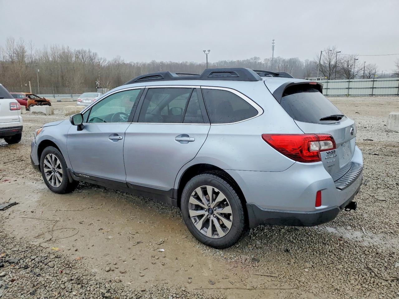 2015 SUBARU OUTBACK 2.5I PREMIUM photo 4