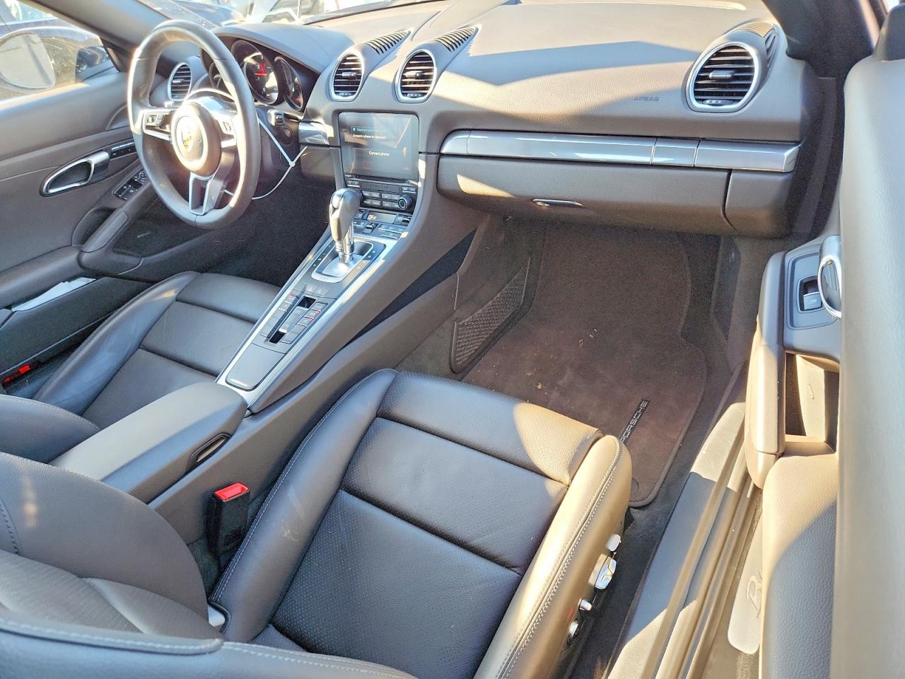 2021 PORSCHE BOXSTER BASE photo 8