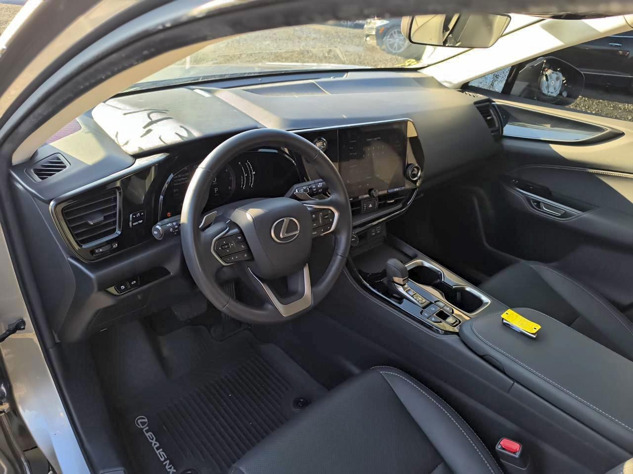 2023 LEXUS NX 350 photo 9