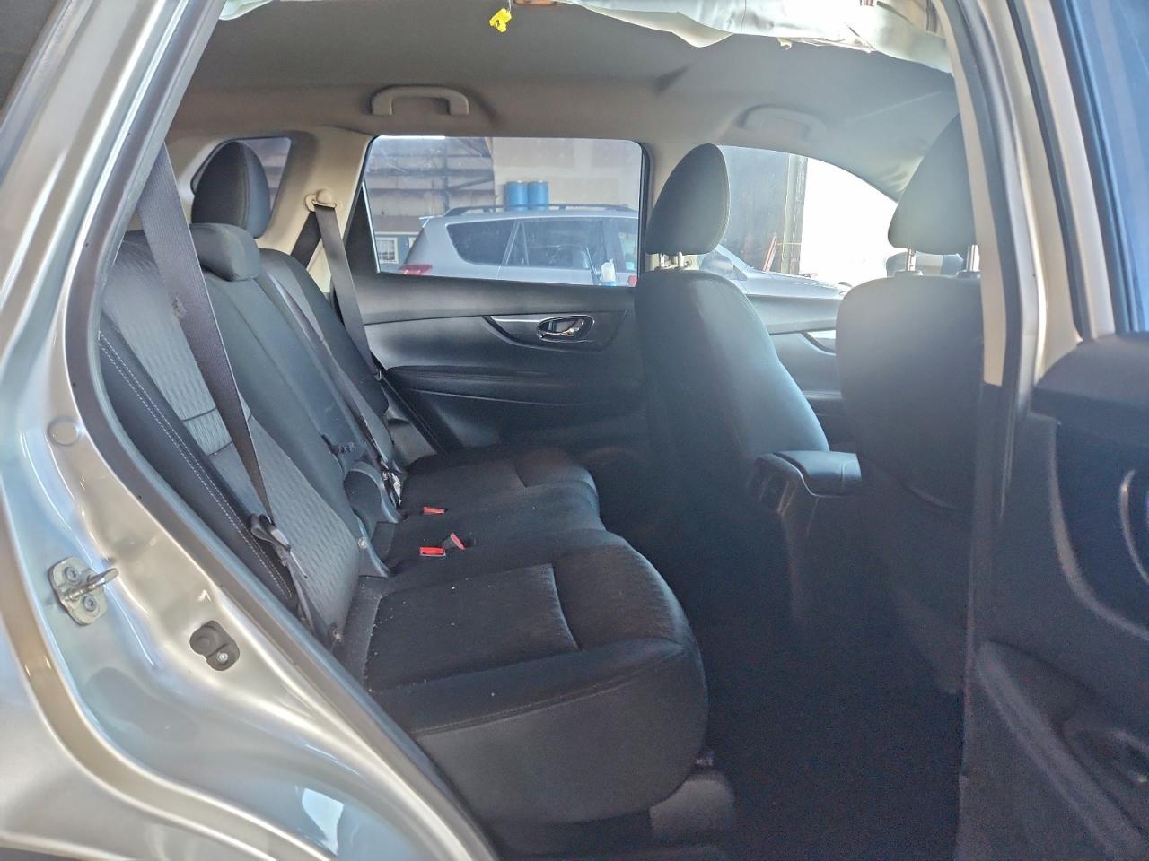 2018 NISSAN ROGUE S photo 37