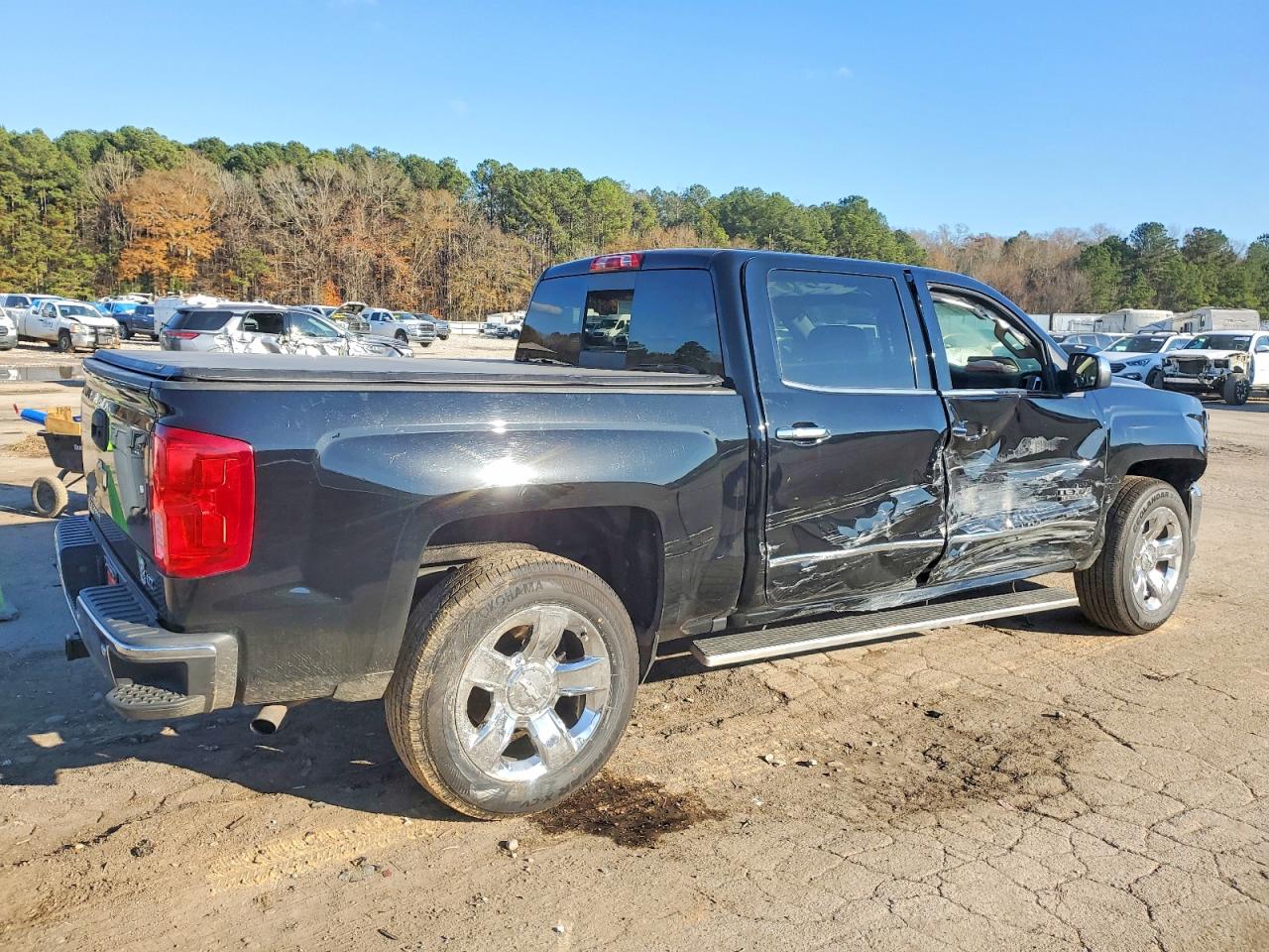 2018 CHEVROLET SILVERADO C1500 LTZ photo 3