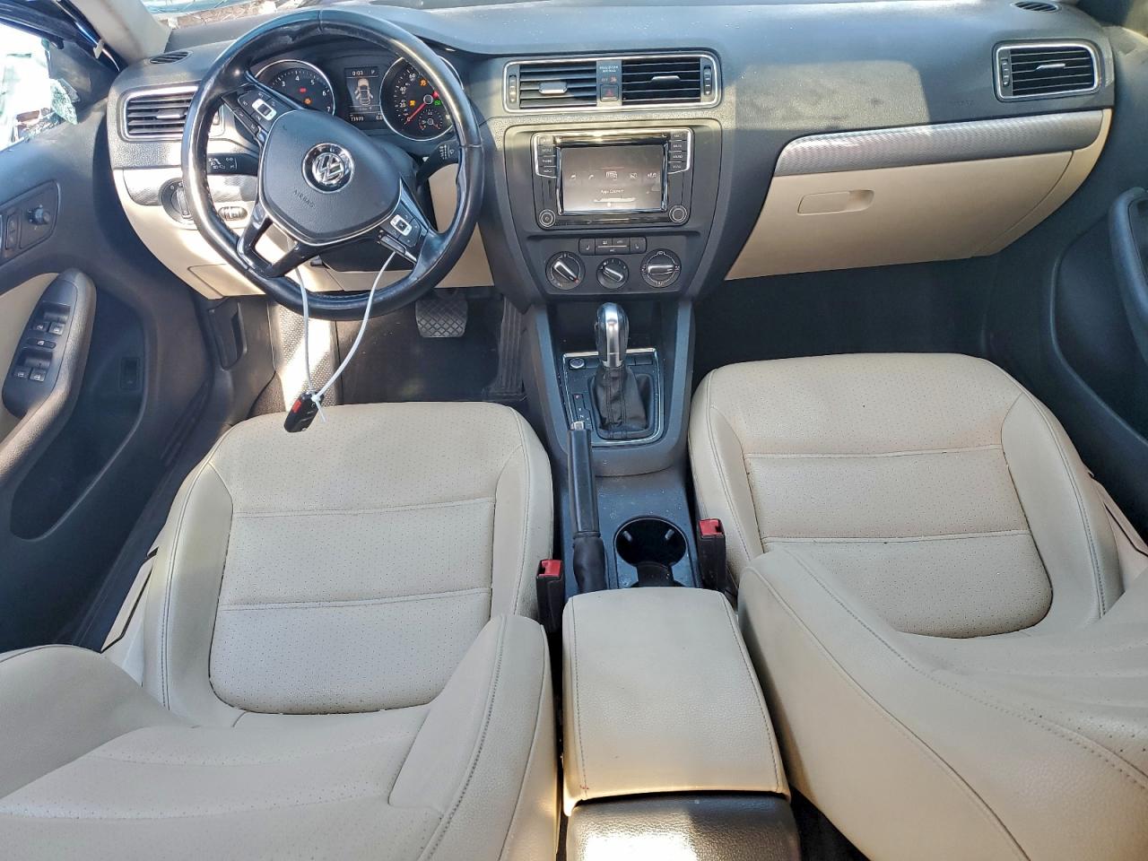 2017 VOLKSWAGEN JETTA SE photo 22