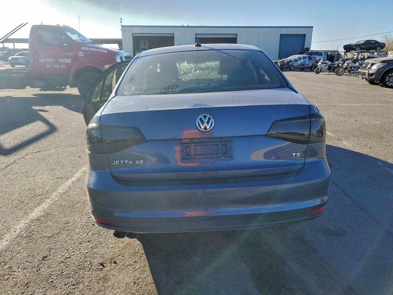 2017 VOLKSWAGEN JETTA SE photo 16