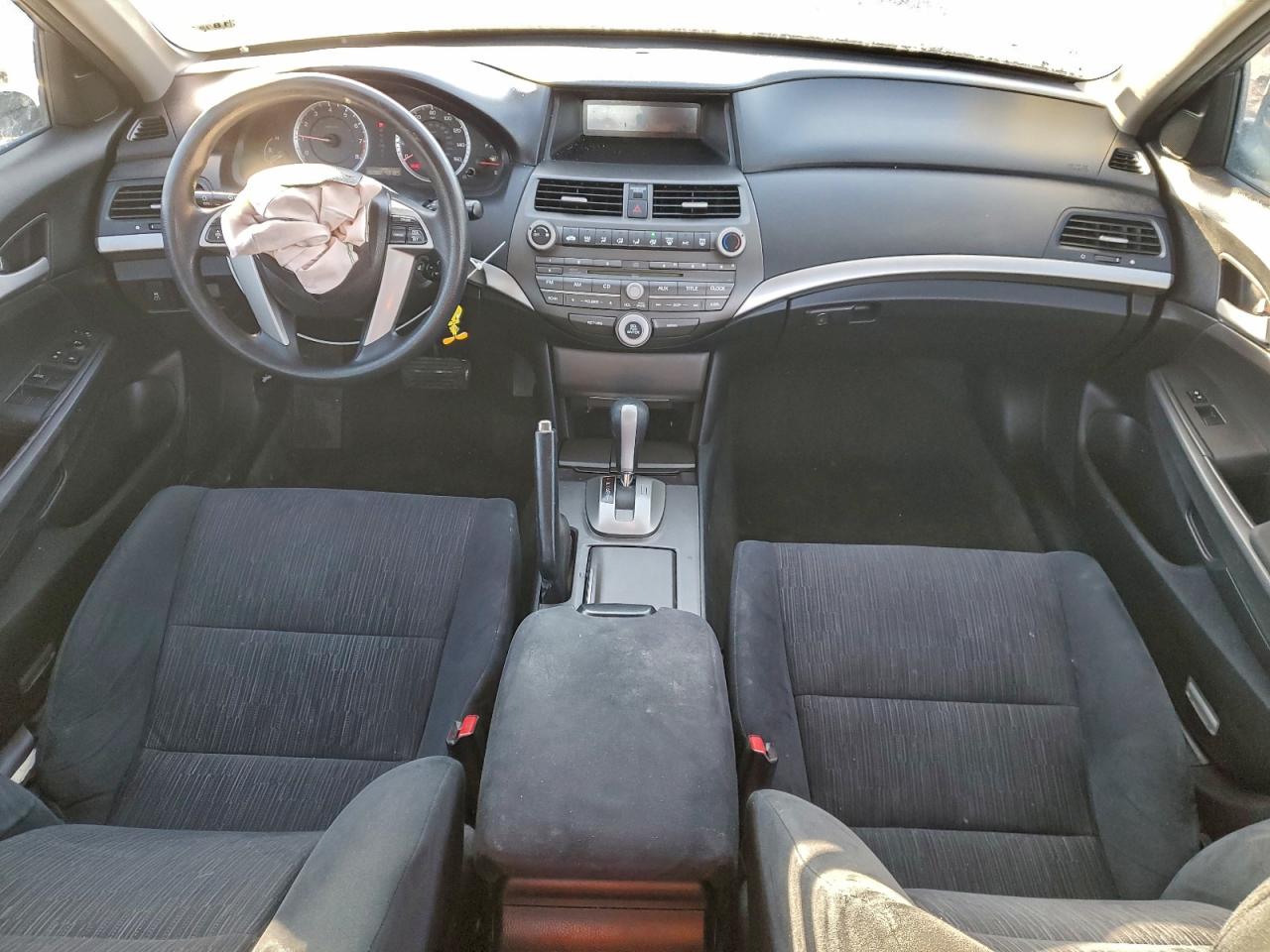 2012 HONDA ACCORD LX photo 22