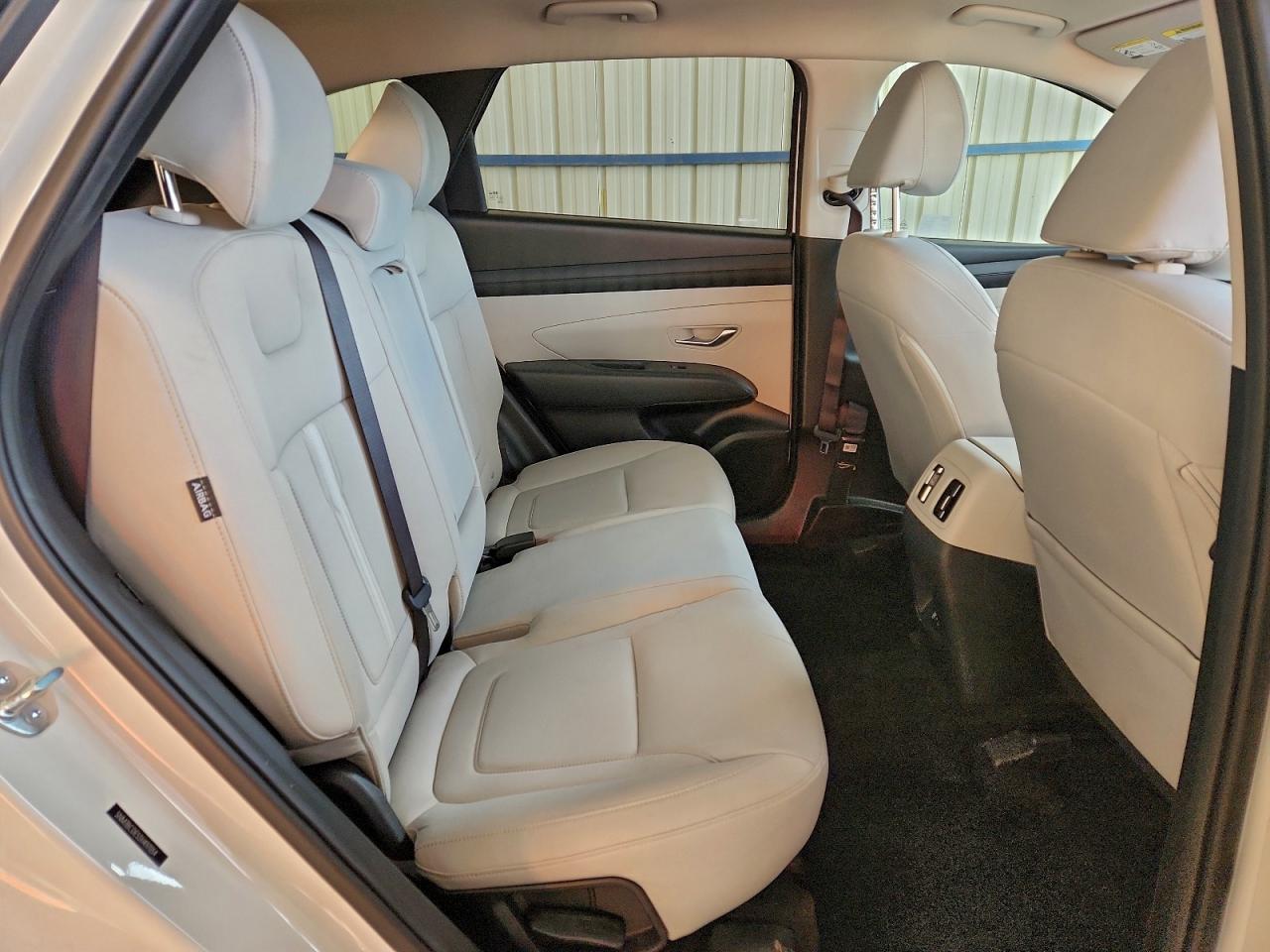2025 HYUNDAI TUCSON SEL photo 31
