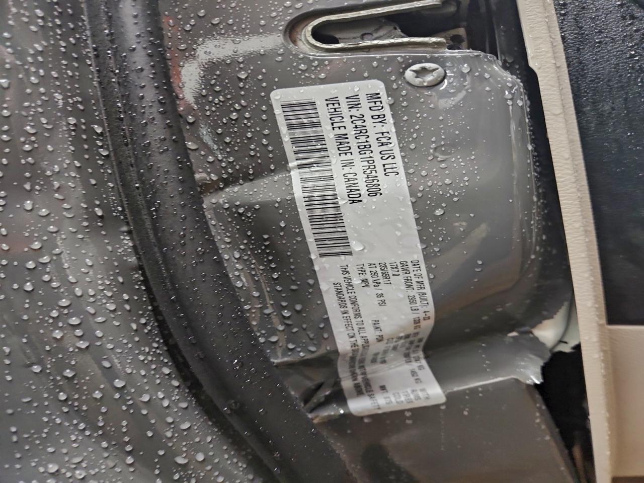2023 CHRYSLER PACIFICA TOURING L photo 37