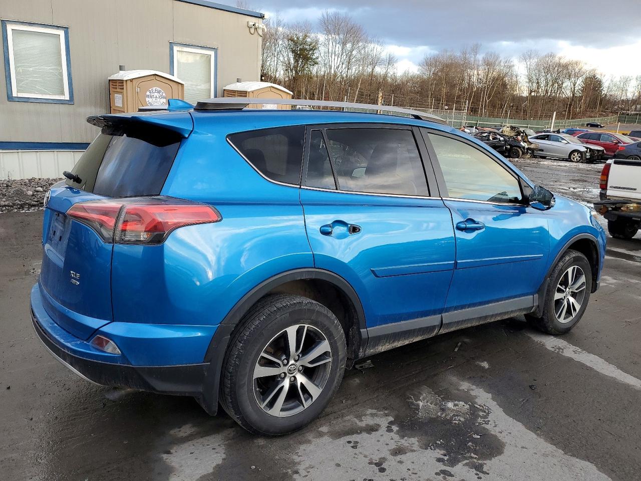 2018 TOYOTA RAV4 ADVENTURE photo 5