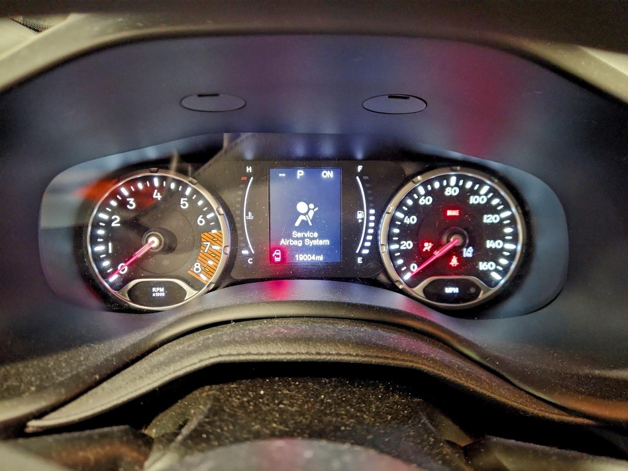 2023 JEEP RENEGADE LATITUDE photo 9