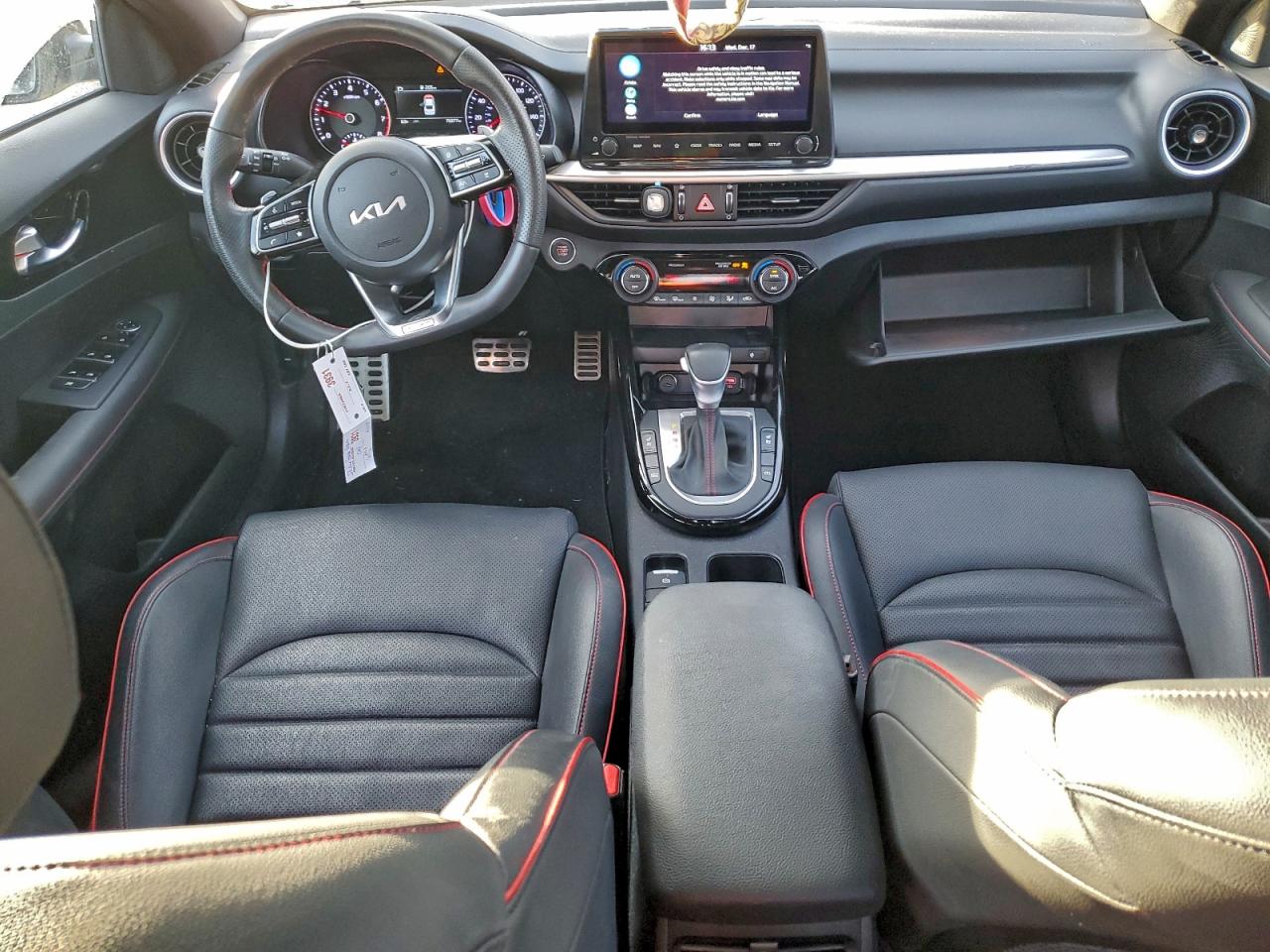 2023 KIA FORTE GT photo 8