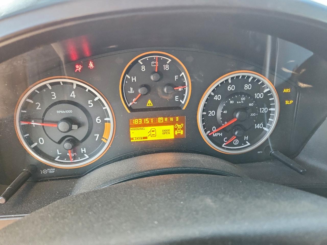 2009 NISSAN TITAN XE photo 33