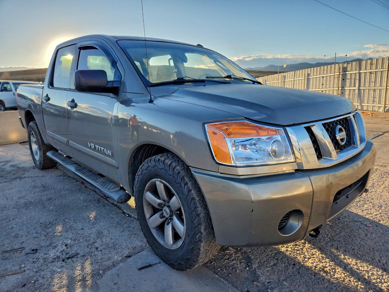 2009 NISSAN TITAN XE photo 13