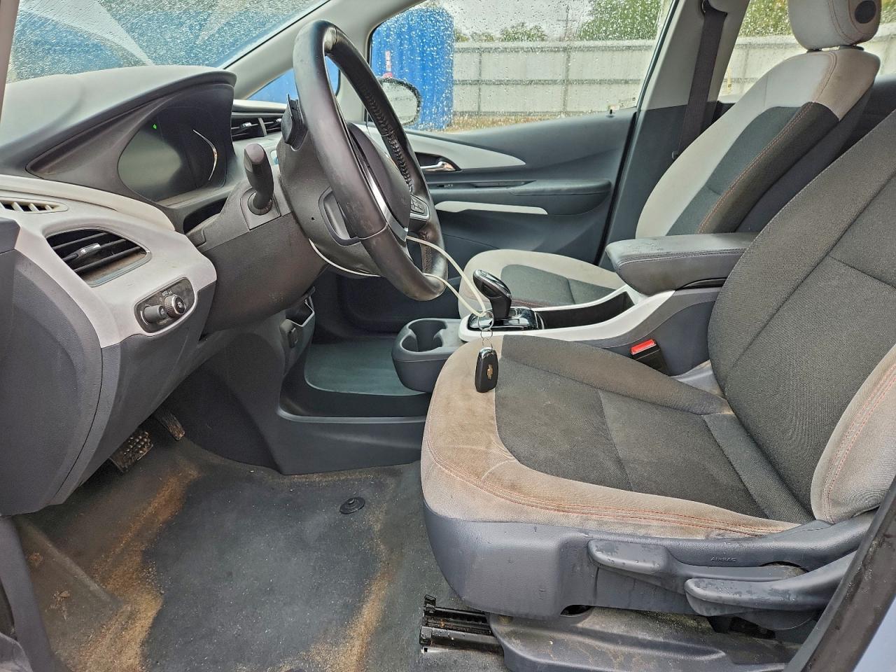 2017 CHEVROLET BOLT EV LT photo 7
